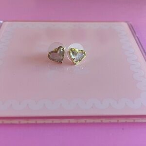 Kendra Scott Ari Heart Gold Stud Earrings